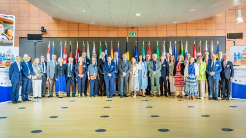 Dialogul social și civil poate ajuta UE să crească în mod durabil